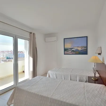 Enar - Private Pool - Beach - Free Wi-fi - Air Con * Albufeira